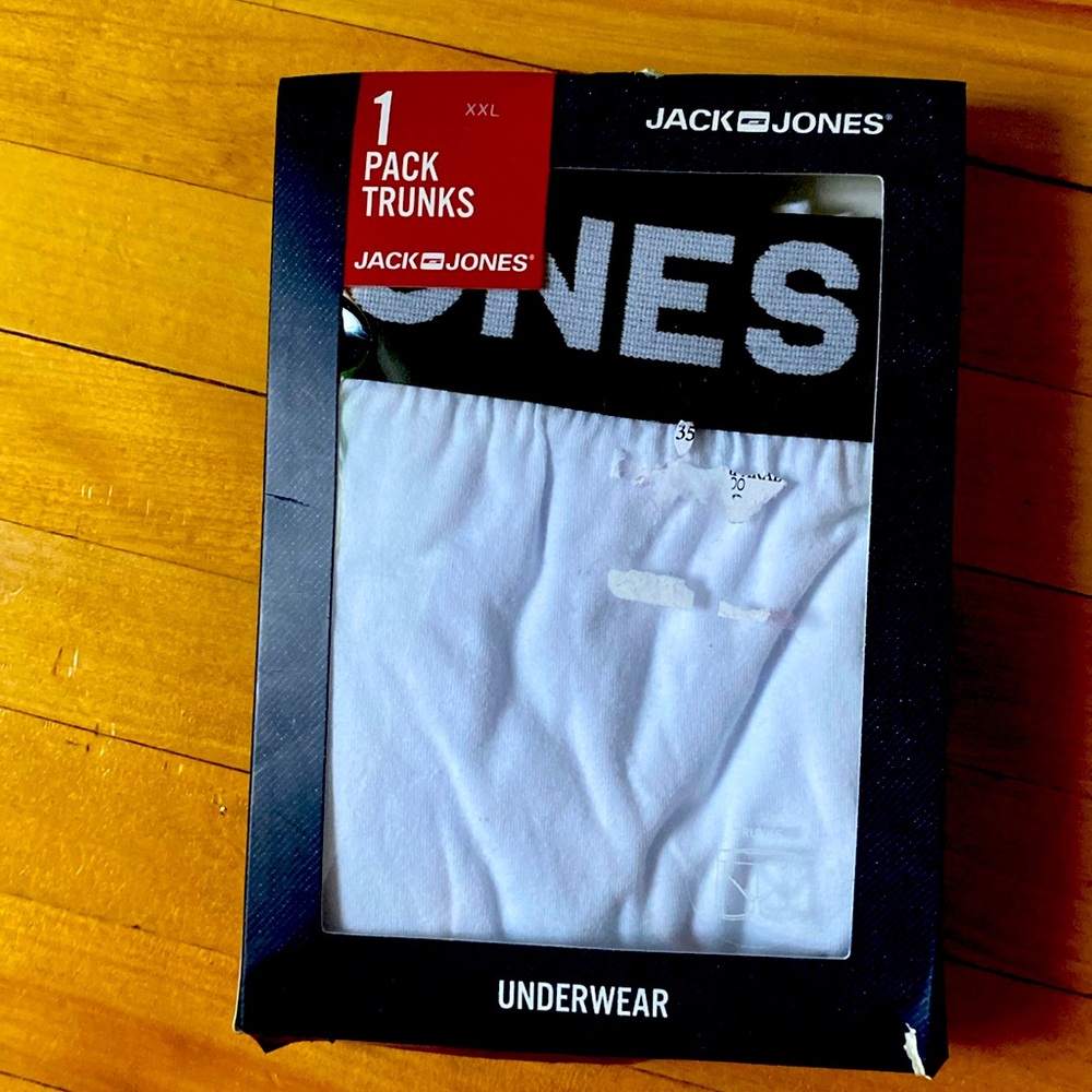 Jack&Jones mens trunk style underwear.